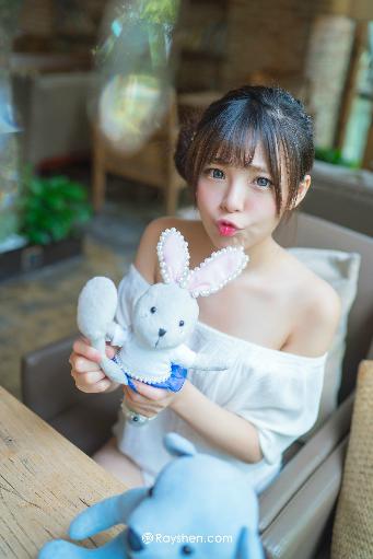 咬梨PO苏玛丽笔趣阁没有拼音